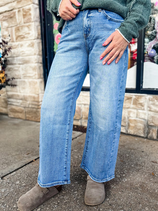 Crop High Rise Baggy Wide Jeans | Vervet