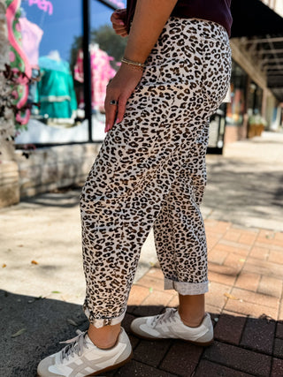 Leopard Cropped Barrel Jeans | Risen
