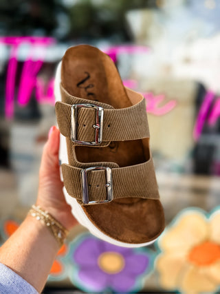 Sand Chunky Platform Sandal | Very G