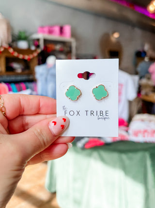 Gold & Seafoam enamel clover stud earrings
