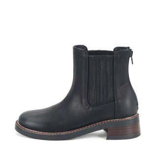 Black Clyde Boot | Yellow Box