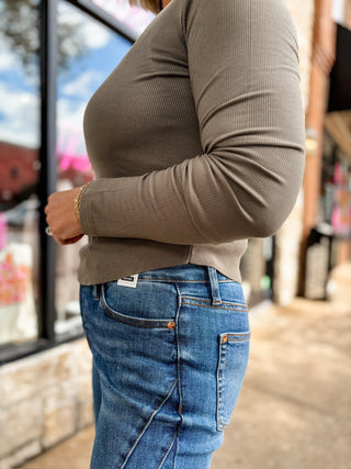 Olive Elena Curve Hem Ribbed Top