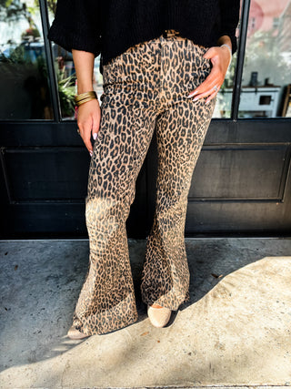 Leopard Jacqueline Luxe Flare Jeans | Judy Blue