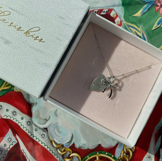 Love & Bows Necklace Gift Set | Sis Kiss